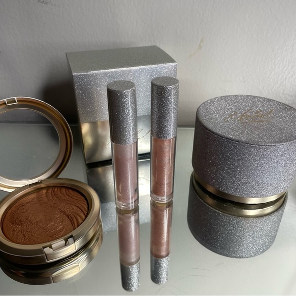 lot of mariah carey MAC